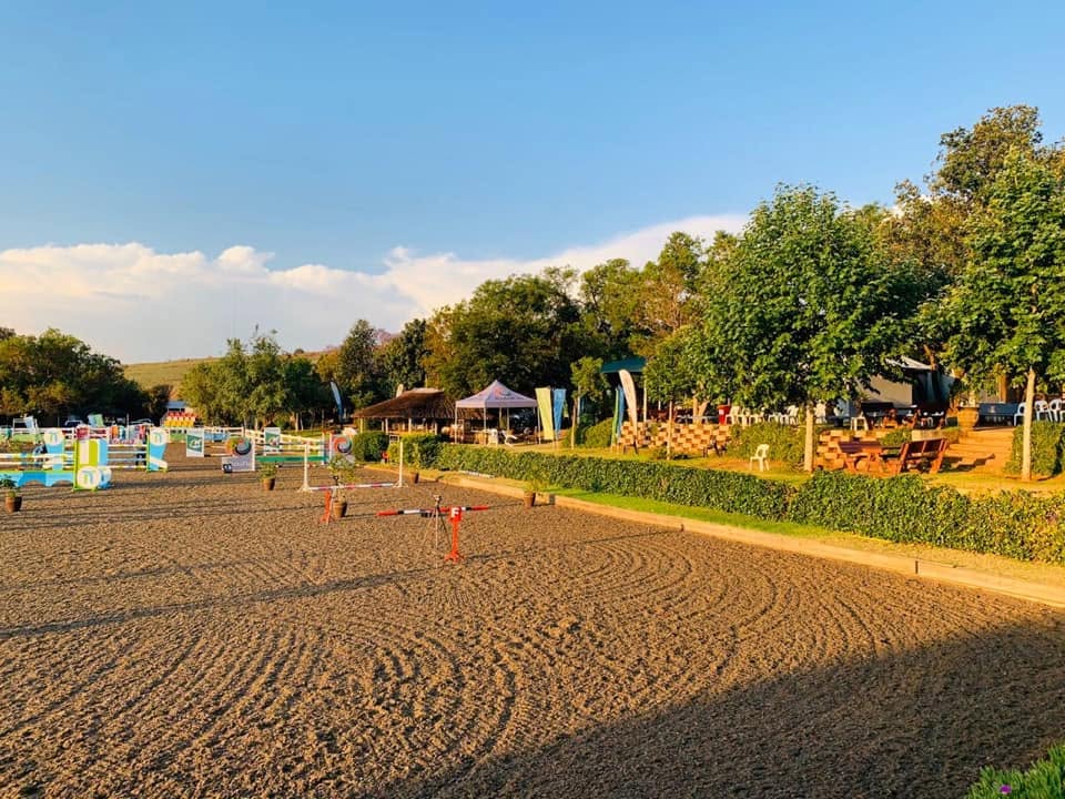 Maple Ridge Equestrian Farm show jumping